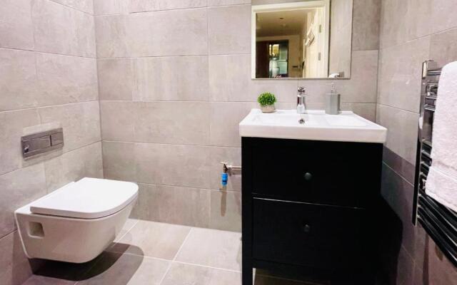 NEW Gorgeous 4BR Townhouse Inside The Olympic Park