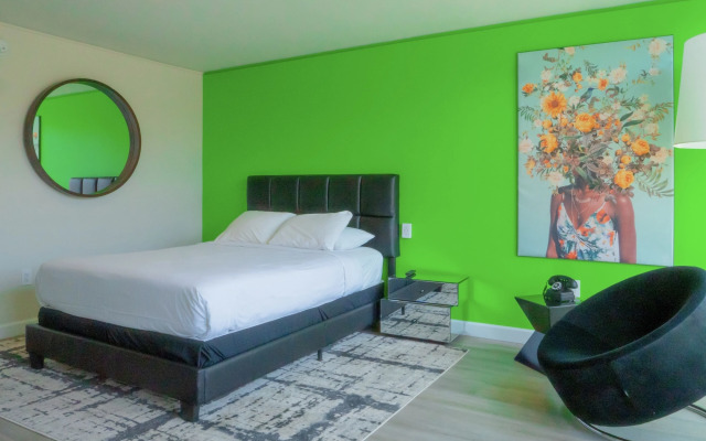 Park Plaza Lodge Hotel