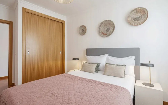 Duplex With sea and Mountain Views, Casa do Castelo