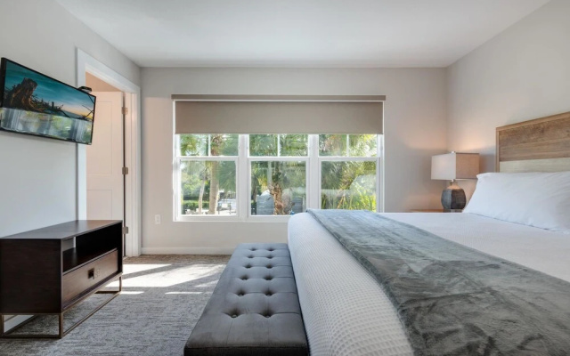 Escape Coastal Resort on Casey Key