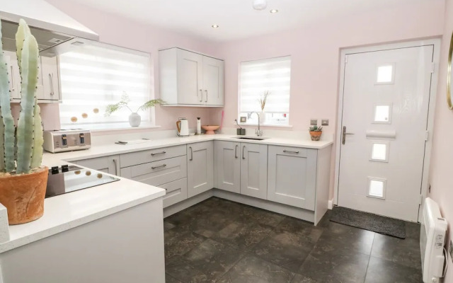 11 Parc Delfryn