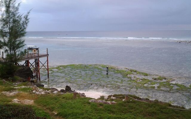 Sunshine Marine Lodge