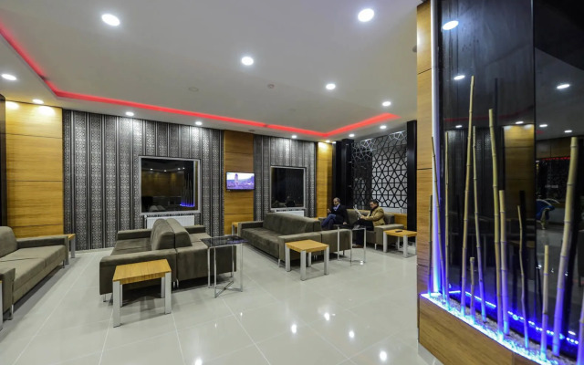 Grand Surmely Business Hotel