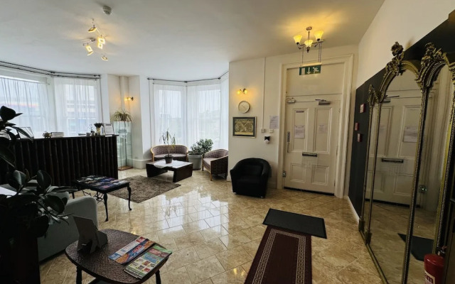 Carlton Courth Hotel Eastbourne