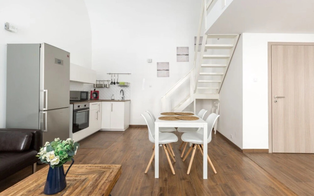 Apartment Fresh and Style