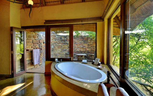 Motswiri Private Safari Lodge