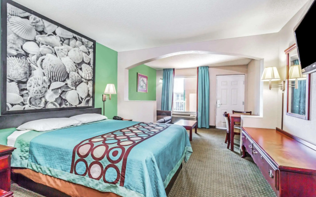 Super 8 by Wyndham Marianna I-10