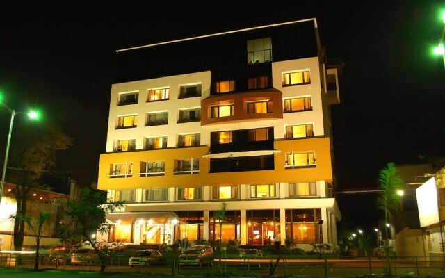 Hotel EEFA