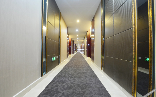 Nanjing 6 1 Business Passenger Hotel