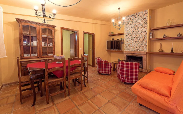 Caserio Del Colmenar