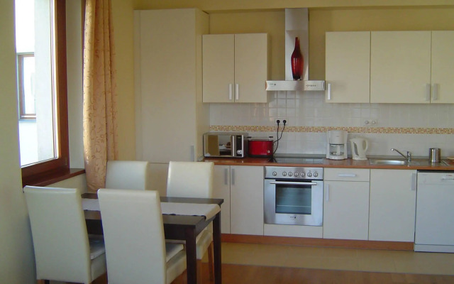 Trendy Deluxe Apartments