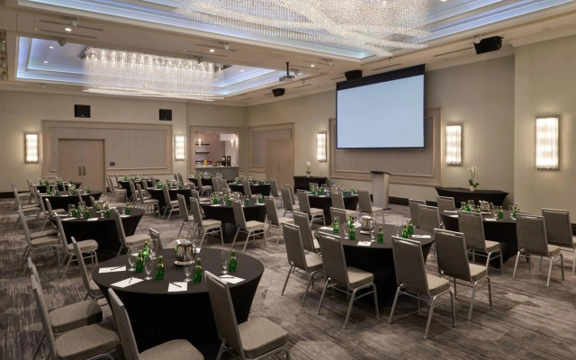 Courtyard by Marriott Oshawa
