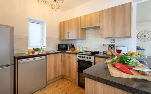 Ellerthwaite Place- 2 Bedroom House With Hot Tub