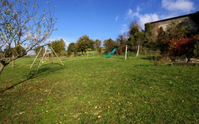 Gîte Saint-Héand, 3 pièces, 4 personnes - FR-1-496-130