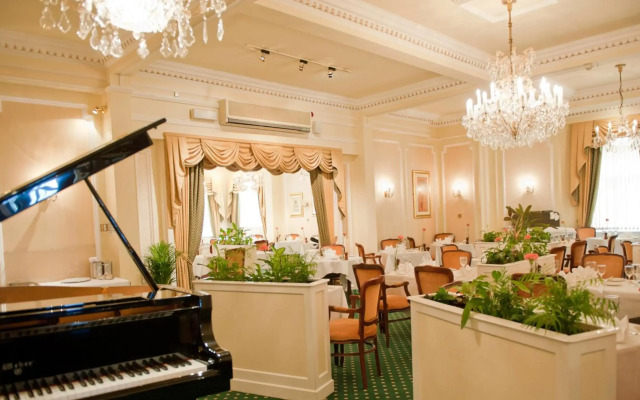 The Belmont Hotel - Adults Only