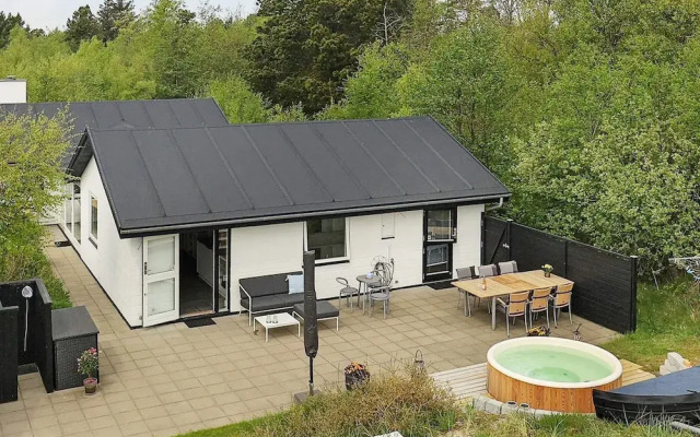 Enticing Holiday Home in Jutland near Sea
