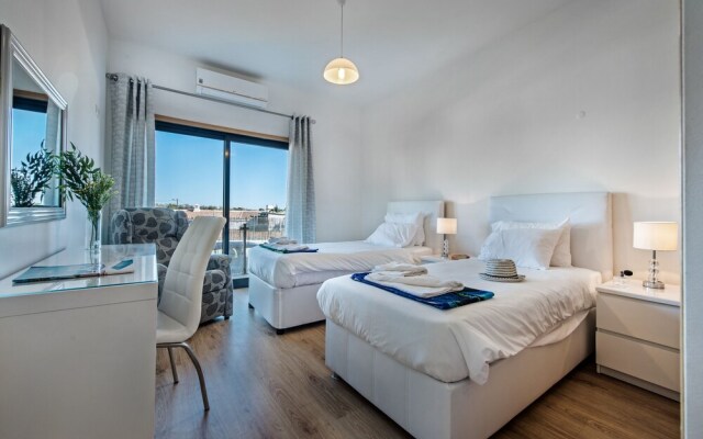 Apartment Fusela by MarsAlgarve