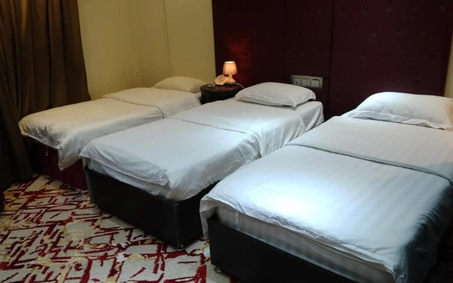 Desert Rose Hotel