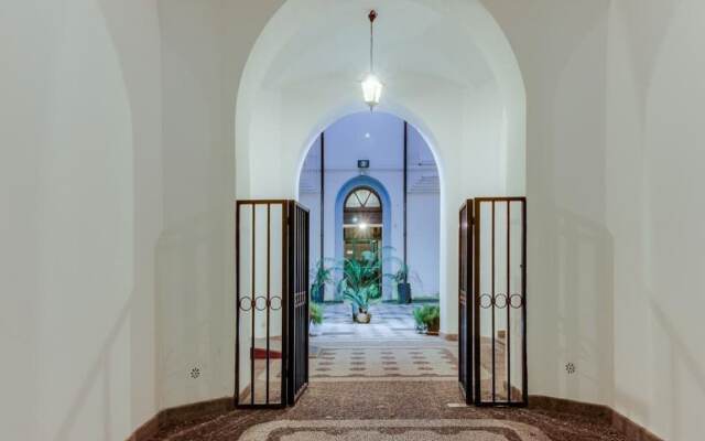 Few Steps From Colosseum