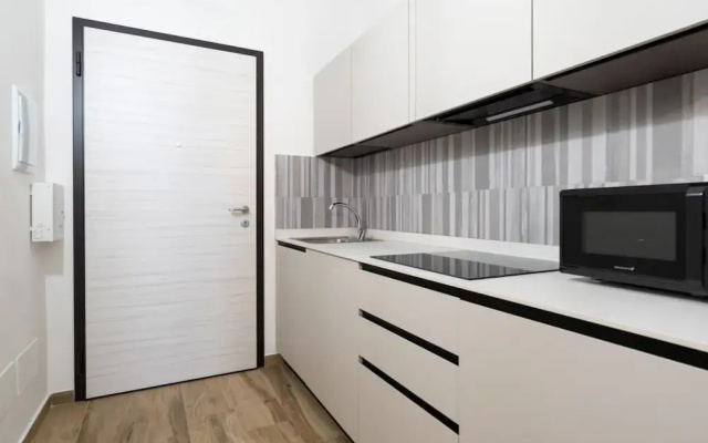 Nicolaus 204 - Grey Room by Wonderful Italy