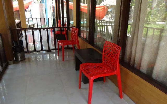 Holiday Inn Beach Resort