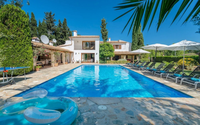 Villa Can Toni in Port de Pollen a