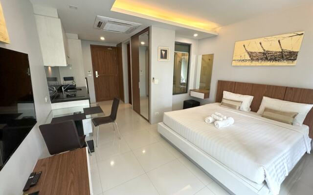 Studio with washer and WiFi in Rawai