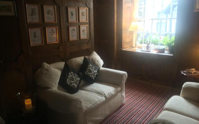 Virginia Cottage Guest House