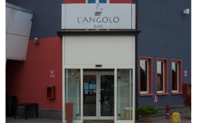 L'Angolo