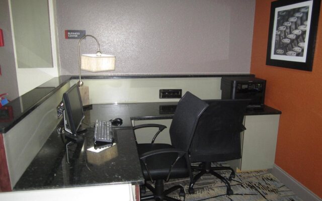 Best Western Waldo Inn and Suites