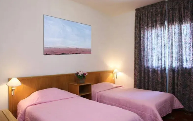 Zoukotel Hotel