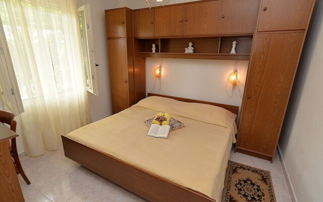 Apartment near the sea 650