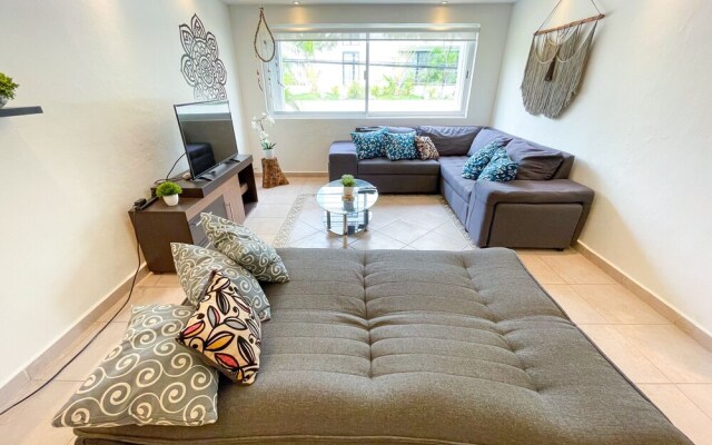 Simply Comfort Gorgeous 2BdApt PCDCenter