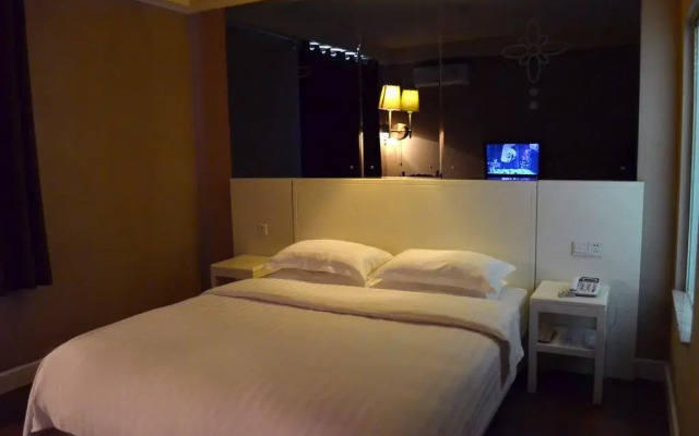 Jinyi Hotel (Hohhot Xing'An North Rd Runyu)