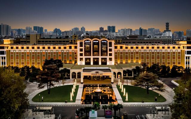 Crowne Plaza Zhengzhou, an IHG Hotel