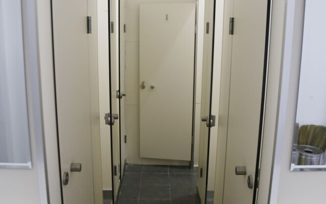 Ben Thanh Inn Hotel - Hostel