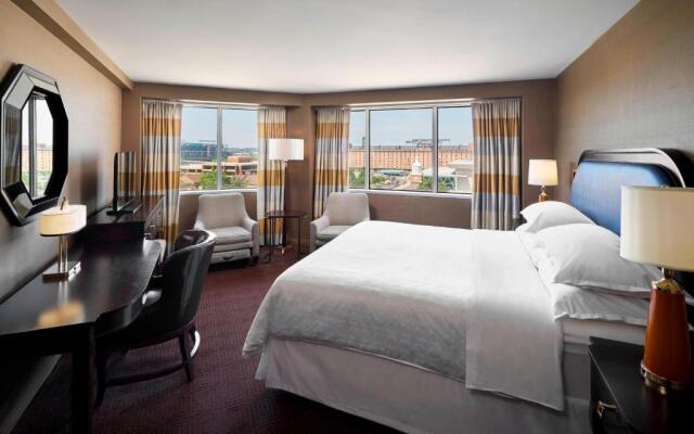 Sheraton Inner Harbor Hotel