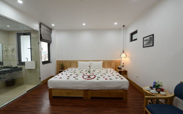 Blue Hanoi Inn City Hotel
