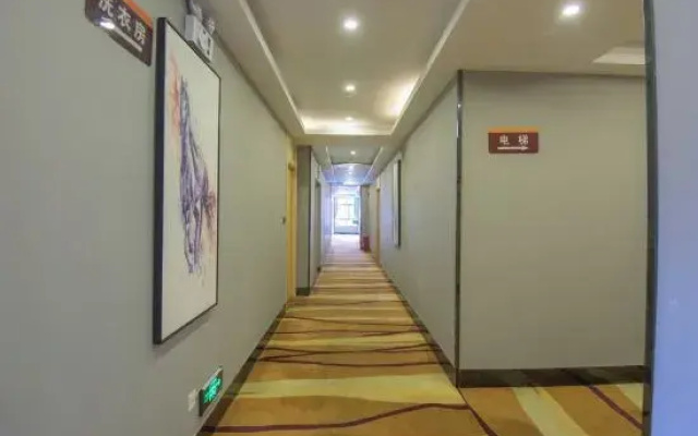 Bafang Hotel Chain (Dongguan Dalingshan Xinli Nongpi Branch)