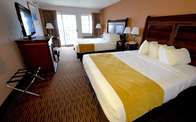 Crown Choice Inn & Suites Lakeview & Waterpark