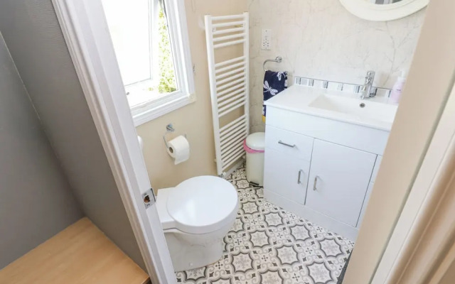 A and C Lodge-plot 21