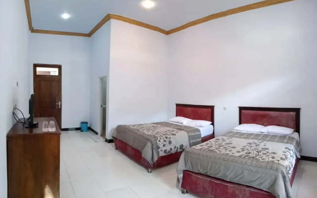 Nadia Hotel