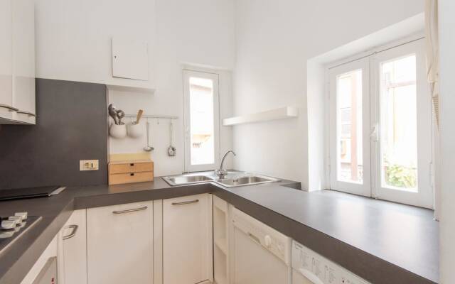 RSH Piazza Navona Terrace Hi Tech