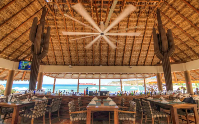 Puerta Cortés Residences by Lumina