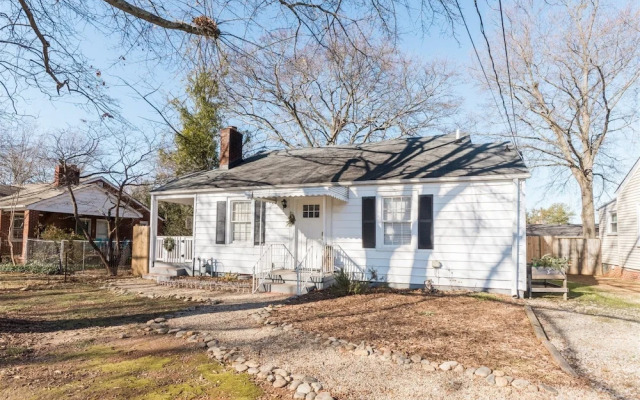 Cumberland Ave - 3 Houses 1 Street