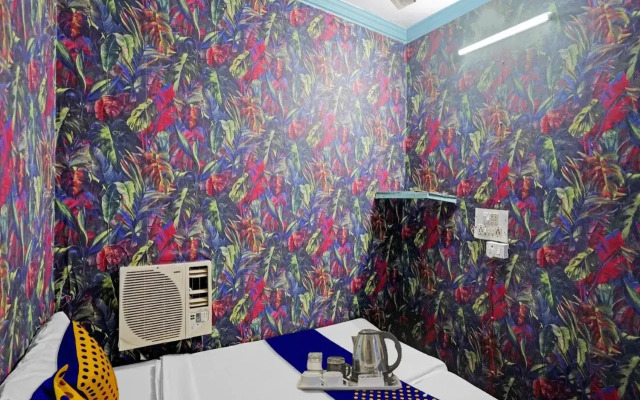 Pop 701049 Hotel Blue Diamond