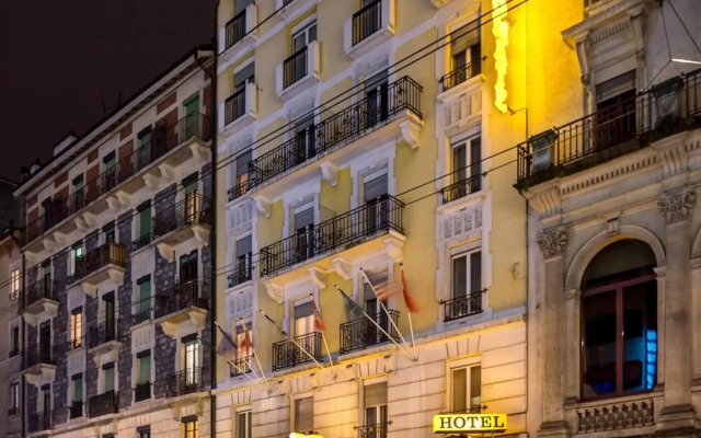 hotelImage