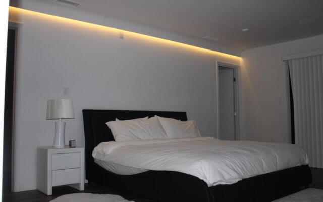 Pearl Beach Villa Huntington Beach