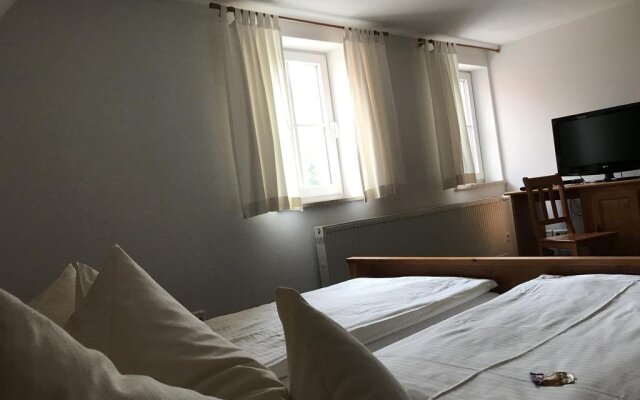 Hotel & Reiterhof Gut Weihersmühle