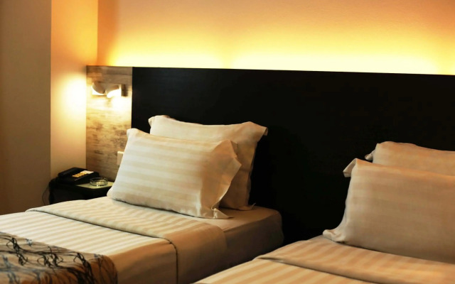 Regalodge Hotel & Spa